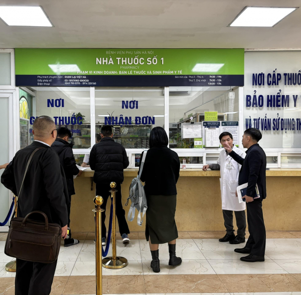 Năm 2027 tất cả các cơ sở khám bệnh, chữa bệnh sẽ phải triển khai kê đơn thuốc điện tử -0
