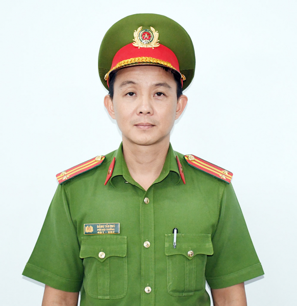 trung ta dang tan phu 1.jpg -0