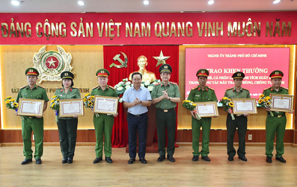 Triệt phá đường dây ma túy “khủng” -0