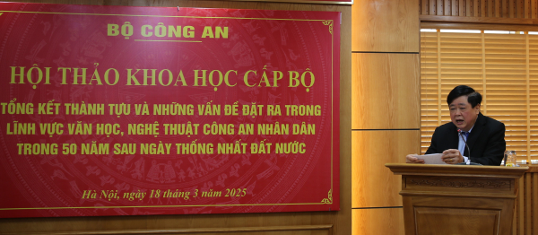 Làm sáng tỏ các thành tựu và vấn đề của văn học nghệ thuật CAND sau nửa thế kỷ -1