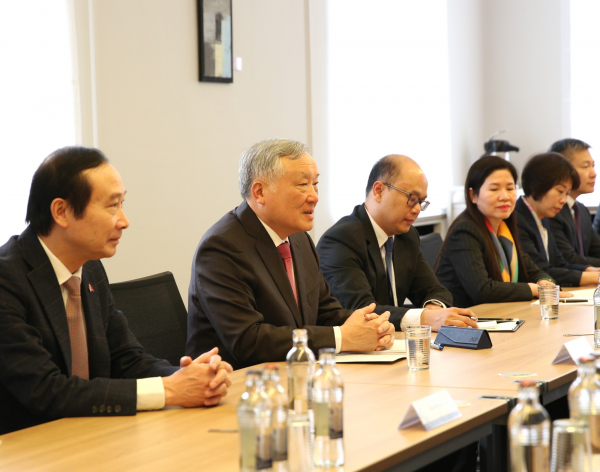 Việt Nam, Luxembourg thống nhất sớm ký kết Bản ghi nhớ về hợp tác xây dựng trung tâm tài chính quốc tế -0