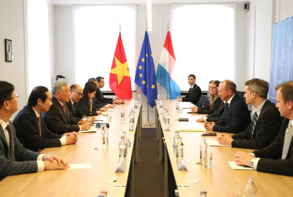 Việt Nam, Luxembourg thống nhất sớm ký kết Bản ghi nhớ về hợp tác xây dựng trung tâm tài chính quốc tế -0