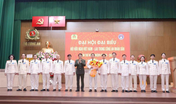 1st Congress of Vietnam-Laos Public Security Forces Friendship Association for 2025-2030 term takes place in Hanoi -0
