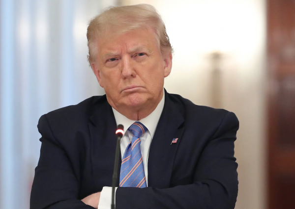 Tổng thống Trump dọa 
