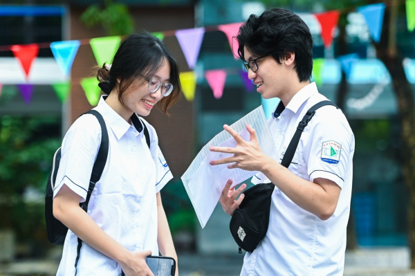 Băn khoăn quy đổi điểm tương đương giữa các phương thức xét tuyển -0