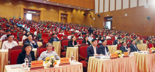 Phấn đấu hoàn thành xóa nhà tạm, nhà dột nát vượt mức để các hộ nghèo sớm có chỗ ở ổn định -0