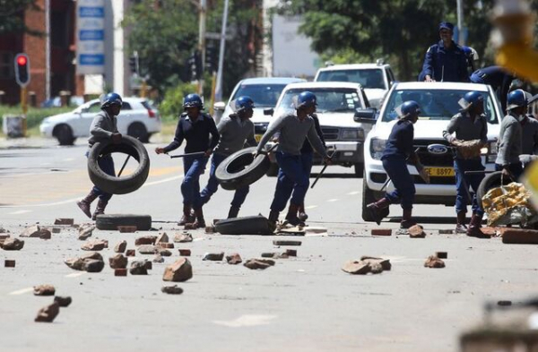 Zimbabwe lại chìm trong khủng hoảng? -3