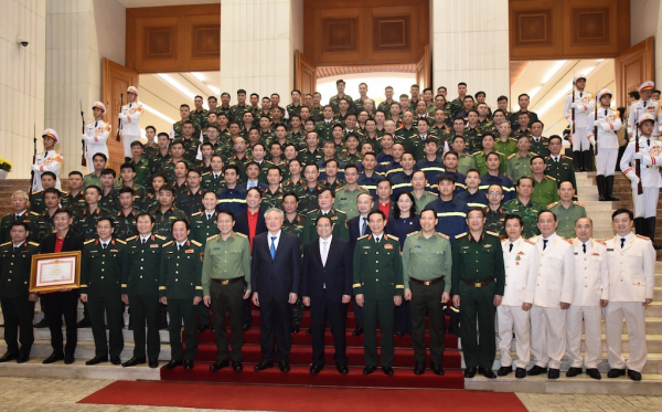 Thủ tướng Phạm Minh Chính chủ trì lễ tuyên dương lực lượng Quân đội nhân dân, Công an nhân dân -0