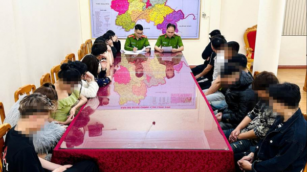 Quán karaoke Vân Khánh kinh doanh “bóng cười” trái phép -0