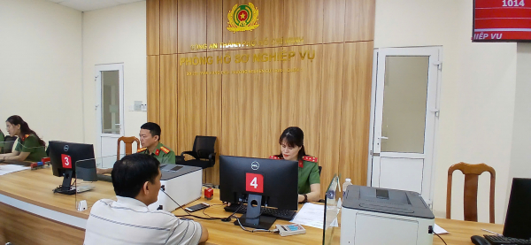 “Bỗng nhiên” thành… Giám đốc! -0
