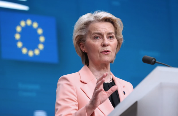 EU tạm dừng các biện pháp đáp trả thuế đối ứng của Mỹ -0