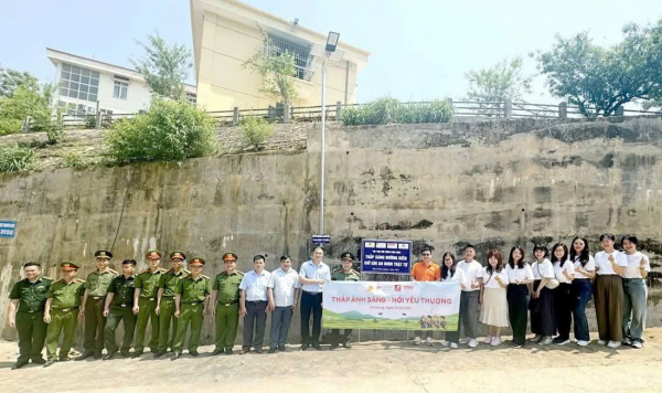 Nhiều hoạt động ý nghĩa góp phần đảm bảo ANTT nơi địa đầu Tổ quốc -0