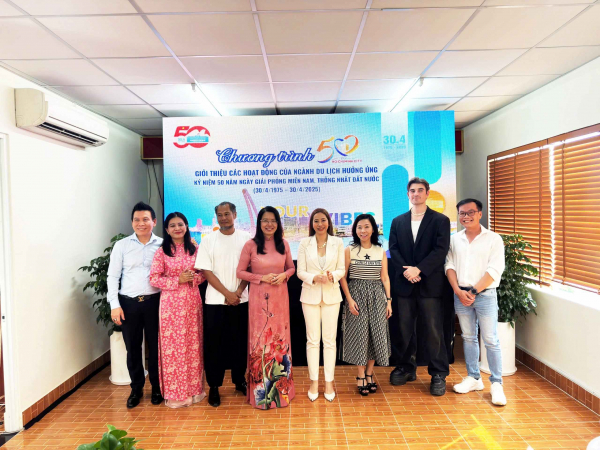 Nhiều tour du lịch kỷ niệm 50 năm Giải phóng miền Nam, thống nhất đất nước -0