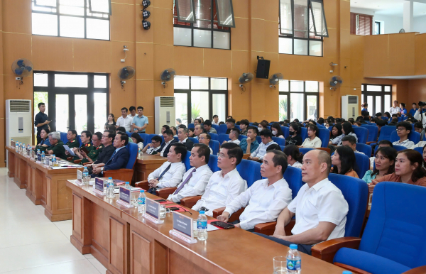 Toạ đàm “Đại thắng mùa Xuân 1975 - Sức mạnh của ý chí và niềm tin chiến thắng”  -0