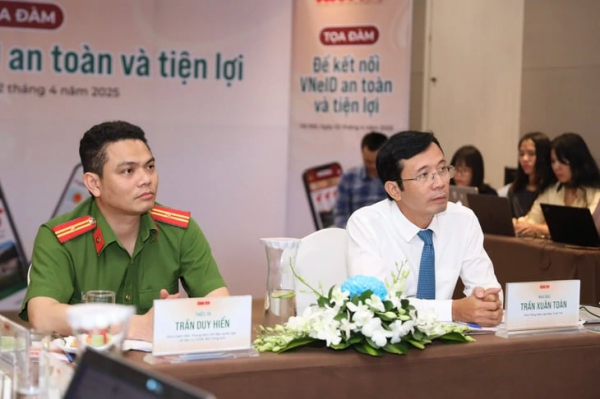 Ứng dụng VNeID trong khám chữa bệnh, ngăn chặn thuốc giả khi mua trực tuyến -0