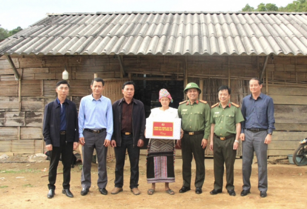 Bài 4: Những căn nhà ấm áp nghĩa Đảng, tình dân -0