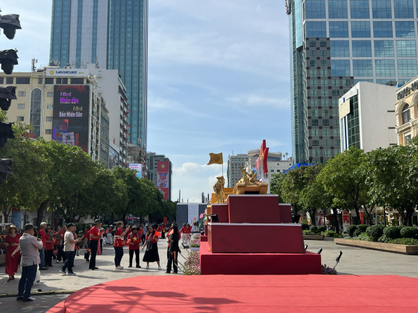 Triển lãm, chiếu phim “Âm vang Đại thắng mùa Xuân 1975 trong điện ảnh” -0