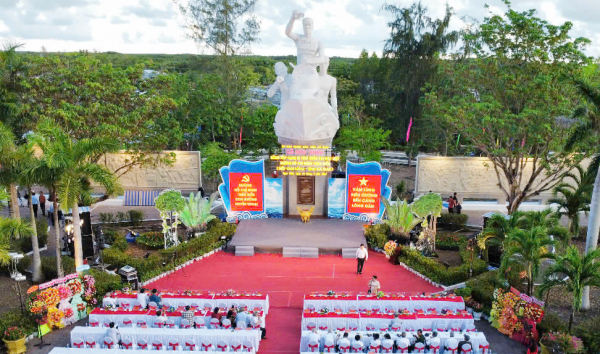 Cà Mau đón nhận Bằng di tích Quốc gia đặc biệt đường Hồ Chí Minh trên biển -0