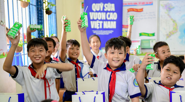 Anh hùng Mai Kiều Liên được vinh danh cá nhân tiêu biểu dịp 50 năm thống nhất đất nước -0