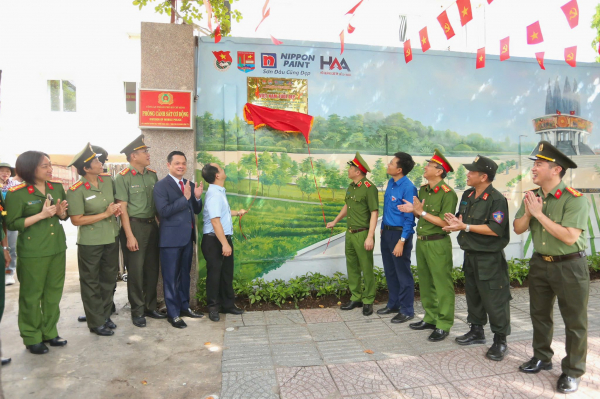 Công an TP Hồ Chí Minh khánh thành công trình bích họa “Việt Nam tươi đẹp” thứ 19  -0