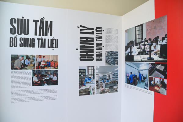 Triển lãm “Non sông nối liền một dải” -2