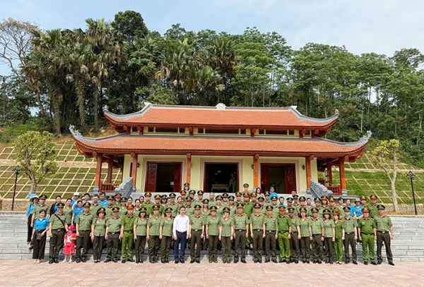 Công đoàn CAND tổ chức hoạt động sinh hoạt chính trị, an sinh xã hội tại huyện Định Hóa, tỉnh Thái Nguyên -0