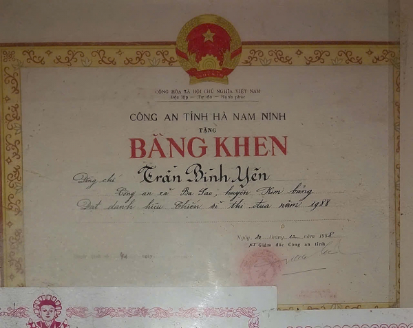 Từ người cựu binh chiếc xe tăng nổi tiếng trở thành công an xã -0