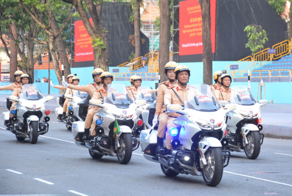 Thứ trưởng Phạm Thế Tùng phát lệnh xuất quân bảo đảm ANTT Đại lễ 30/4 -5