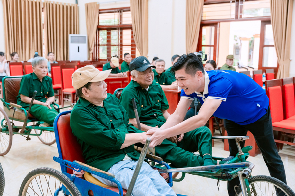 Vinamilk tri ân những người đã viết nên bản hùng ca ngày đại thắng -0