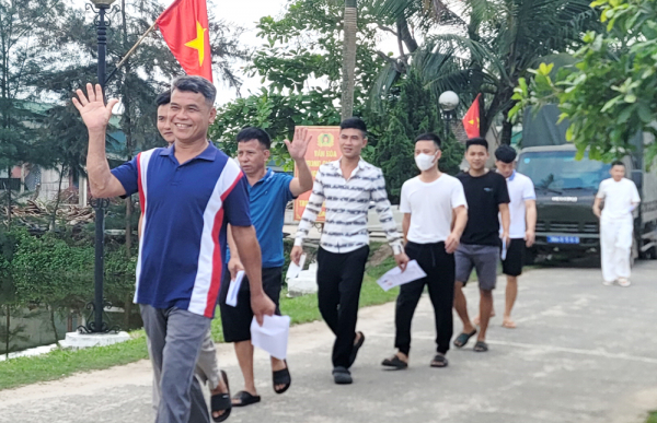 Trại giam Xuân Hà công bố Quyết định đặc xá cho 89 phạm nhân  -0