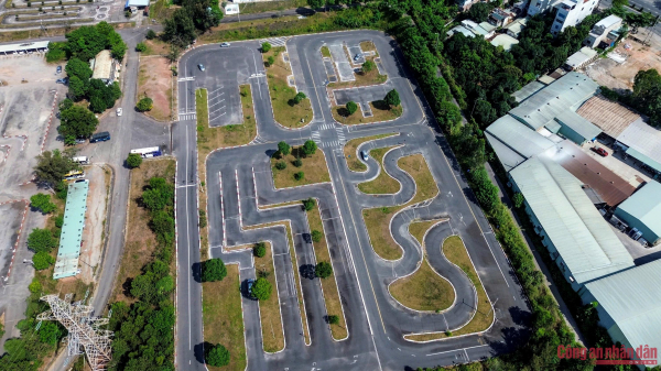 s4.jpg -4
