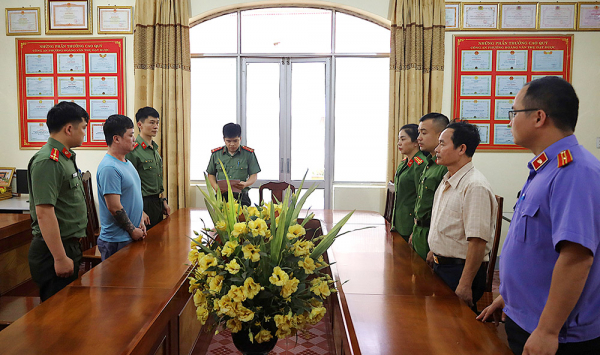 Khởi tố đối tượng Lê Việt Hùng về hành vi cưỡng đoạt tài sản -0