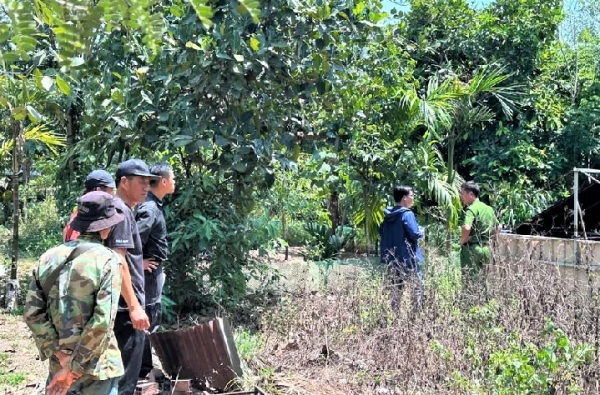 Điều tra 2 người đàn ông tử vong trong trang trại nuôi vịt -0