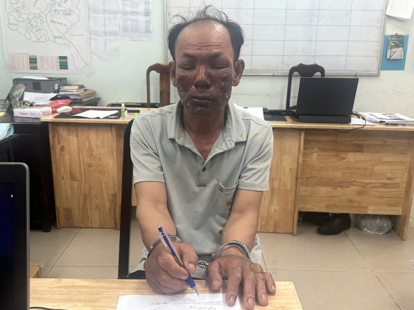 Điều tra hành vi “Giết người” đối tượng ghen tuông mang xăng phóng hỏa khiến 2 người tử vong -0