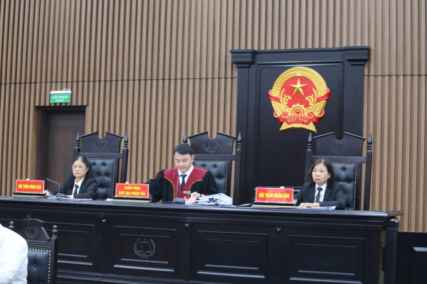 Xét xử cựu Thứ trưởng Bộ Tài nguyên và Môi trường trong vụ án đất hiếm ở Yên Bái -0