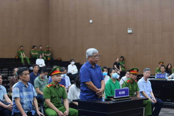 Xét xử cựu Thứ trưởng Bộ Tài nguyên và Môi trường trong vụ án đất hiếm ở Yên Bái  -0