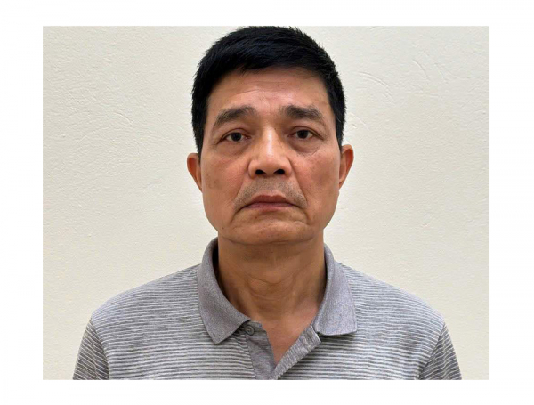 Bắt tạm giam nguyên Cục trưởng Cục An toàn thực phẩm Bộ Y tế cùng nhiều đồng phạm -0