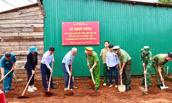 Đồng loạt khởi công xây dựng thực hiện chương trình xóa nhà tạm, nhà dột nát -0