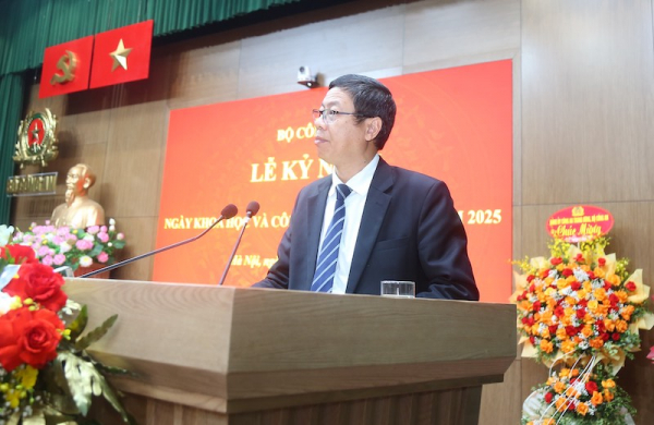 Lan toả tinh thần đổi mới, đảm bảo ứng dụng khoa học công nghệ, chuyển đổi số trong lực lượng CAND -0