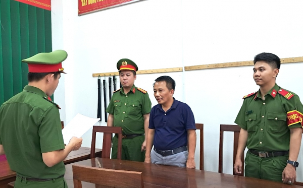 “Đại gia Khoa gỗ” nhận “chạy án”, chiếm đoạt 1 triệu USD -0