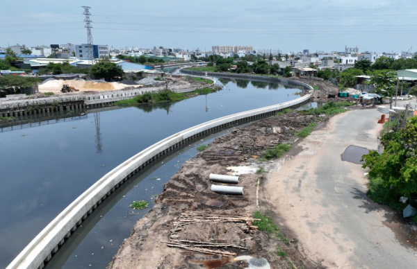 Vài cán bộ, chuyên viên “bao” trọn pháp lý đầu tư, chấm điểm nhà thầu ở Dự án kênh Tham Lương?  -0