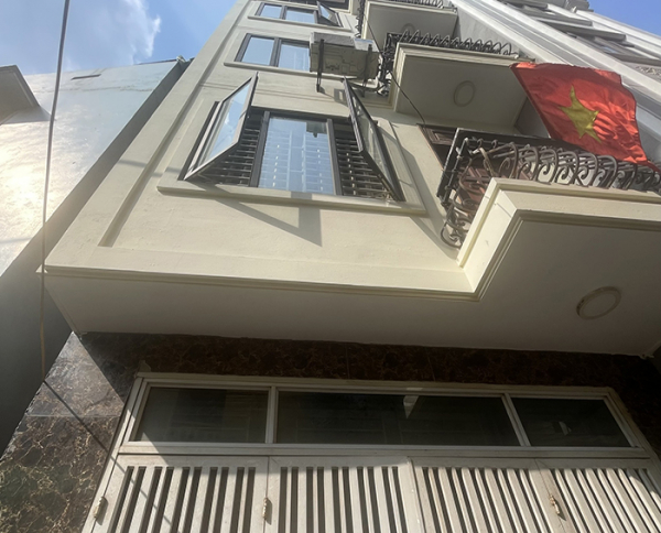 Cẩn trọng với cơn sốt  nước hoa “siêu” rẻ -0