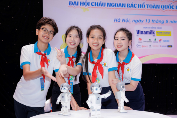 Vinamilk tiếp sức “Búp măng non”, viết tiếp hành trình Cháu ngoan Bác Hồ -0