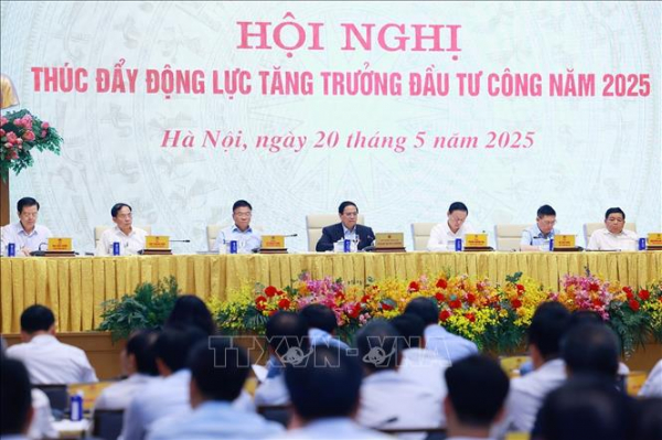Thủ tướng Phạm Minh Chính: Không để tình trạng 'có tiền mà không tiêu được' -0