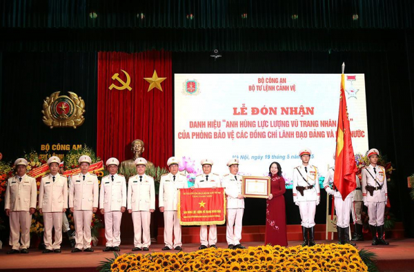 Party and State Leaders Protection Division receives “Hero of the People's Armed Forces” title -0