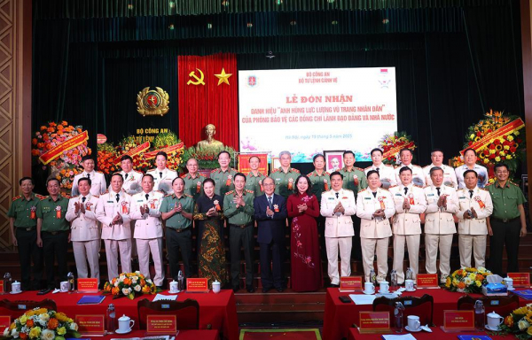 Party and State Leaders Protection Division receives “Hero of the People's Armed Forces” title -0