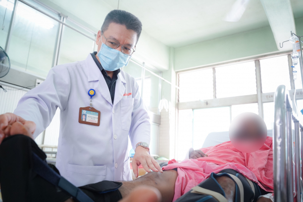 Tình hình của 9 nạn nhân trong vụ cháy giàn khoan dầu tại Cà Mau  -2