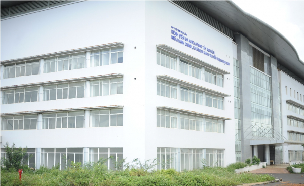 Nhiều bác sĩ chi từ 200 đến 300 triệu để mua chứng chỉ hành nghề y giả -0