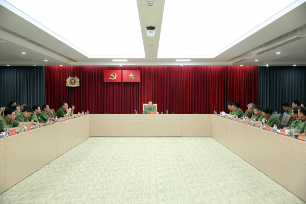 Tiếp tục đẩy nhanh tiến độ giải ngân các nguồn vốn, kinh phí năm 2025 -0