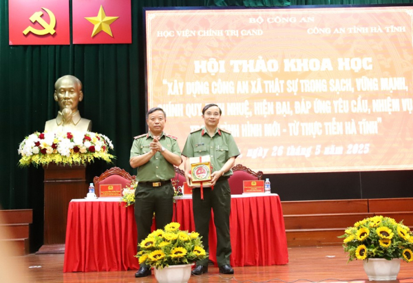 Hội thảo khoa học xây dựng Công an xã đáp ứng yêu cầu, nhiệm vụ trong tình hình mới - Từ thực tiễn Hà Tĩnh -0